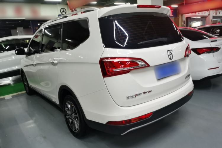 Used Baojun 730 2017 1.5T DCT Flagship Model 7 Seats China V Emission Standard Rear Left 45 Deg