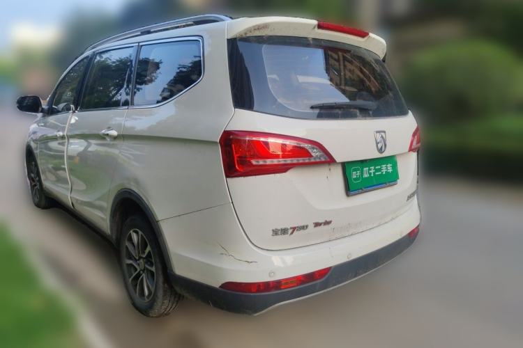 Used Baojun 730 2017 1.5T DCT Flagship Model 7 Seats China V Emission Standard Rear Left 45 Deg