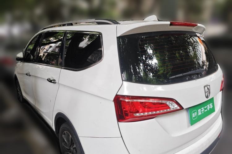 Used Baojun 730 2017 1.8L iAMT Luxury Version 7-Seater Rear Left 45 Deg
