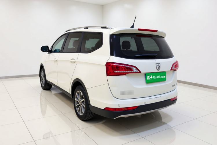 Used Baojun 730 2017 1.5T Manual Fashion Version 7 Seats China V Emission Standard Rear Left 45 Deg