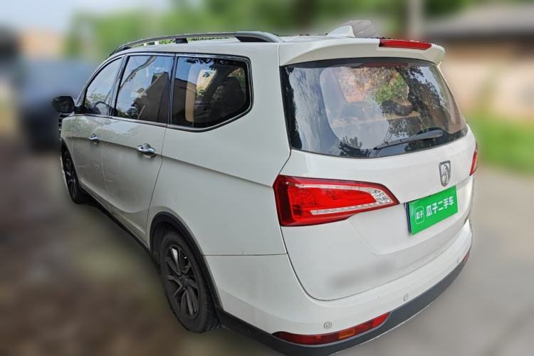 Used Baojun 730 2017 1.8L iAMT Luxury Version 7-Seater Rear Left 45 Deg