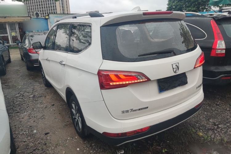 Used Baojun 730 2017 1.8L iAMT Luxury Version 7-Seater Rear Left 45 Deg