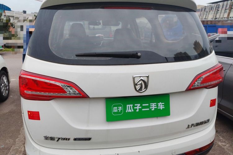 Used Baojun 730 2017 1.8L iAMT Prestige Version 7 Seats Rear