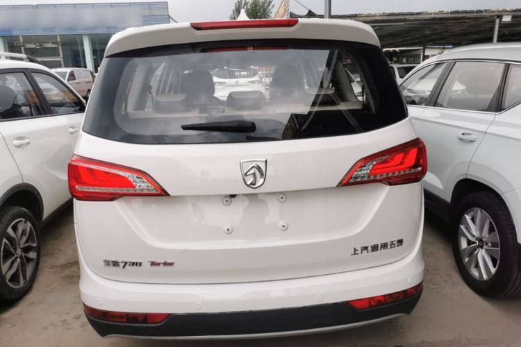 Used Baojun 730 2017 1.5T DCT Flagship Model 7 Seats China V Emission Standard Rear