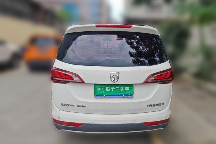 Used Baojun 730 2017 1.5T Manual Fashion Version 7 Seats China V Emission Standard Rear