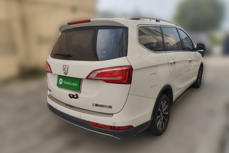 Used Baojun 730 2017 1.8L iAMT Prestige Version 7 Seats Rear Right 45 Deg
