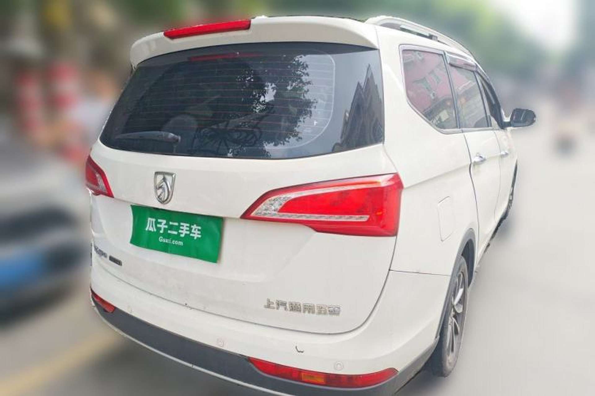 Used Baojun 730 2017 1.8L iAMT Luxury Version 7-Seater Rear Right 45 Deg