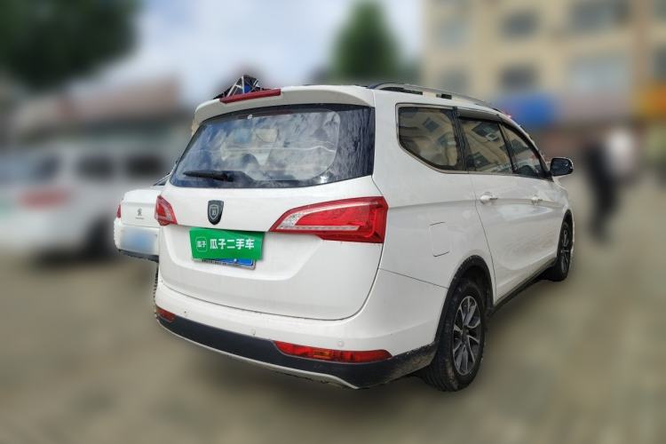 Used Baojun 730 2017 1.8L iAMT Prestige Version 7 Seats Rear Right 45 Deg
