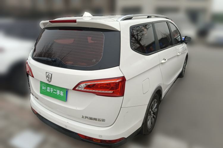 Used Baojun 730 2017 1.5T Manual Fashion Version 7 Seats China V Emission Standard Rear Right 45 Deg