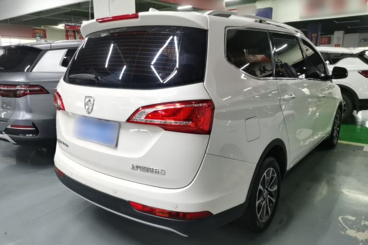 Used Baojun 730 2017 1.5T DCT Flagship Model 7 Seats China V Emission Standard Rear Right 45 Deg