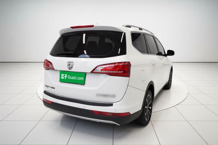 Used Baojun 730 2017 1.8L iAMT Prestige Version 7 Seats Rear Right 45 Deg