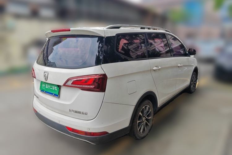 Used Baojun 730 2017 1.5T Manual Fashion Version 7 Seats China V Emission Standard Rear Right 45 Deg