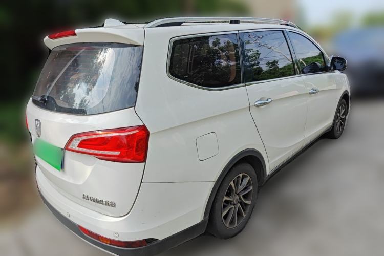 Used Baojun 730 2017 1.8L iAMT Luxury Version 7-Seater Rear Right 45 Deg
