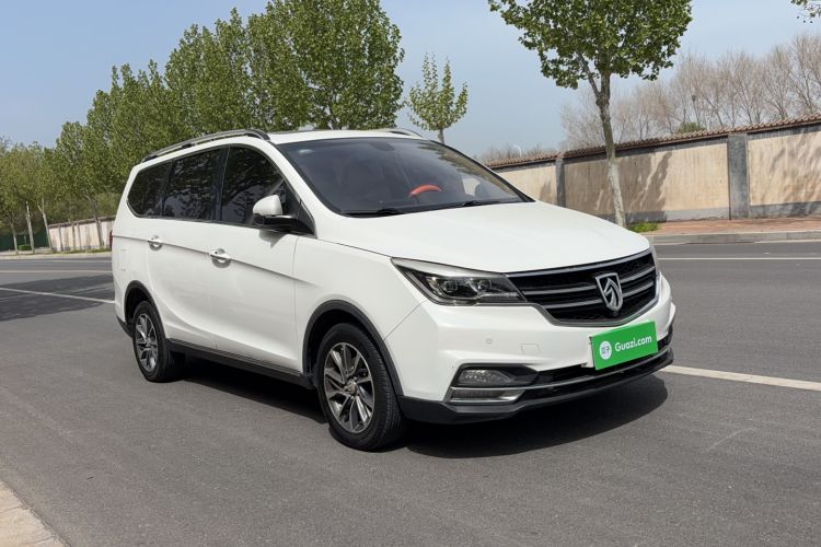 Used Baojun 730 2017 1.8L iAMT Prestige Version 7 Seats Rear Right 45 Deg
