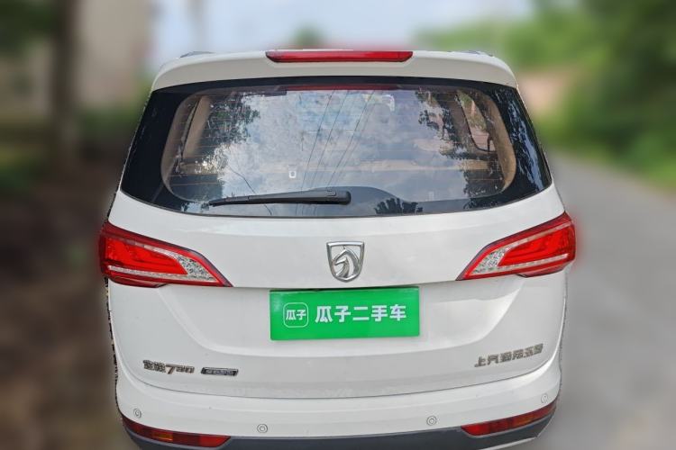 Used Baojun 730 2017 1.8L iAMT Luxury Version 7-Seater Rear