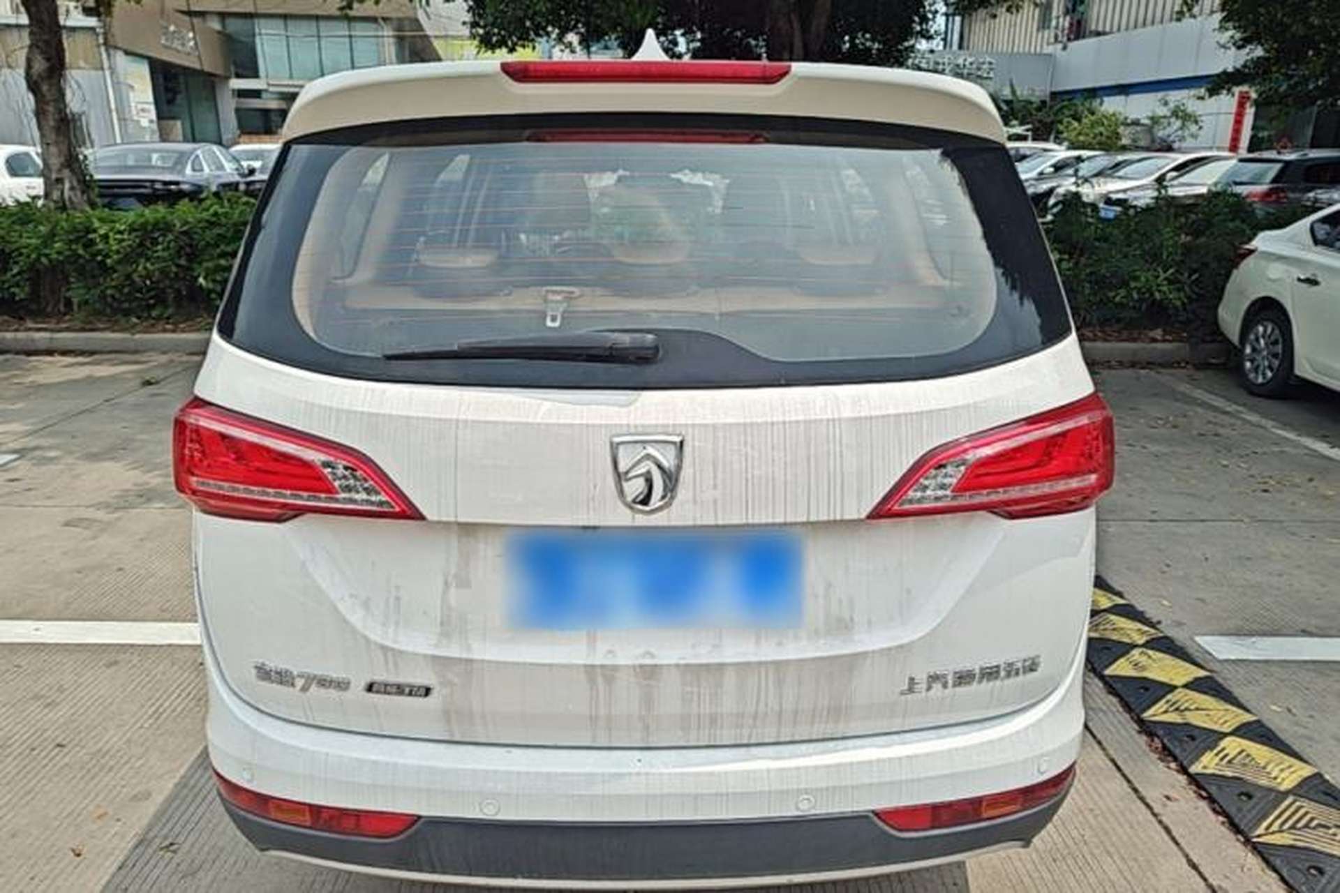 Used Baojun 730 2017 1.8L iAMT Prestige Version 7 Seats Rear