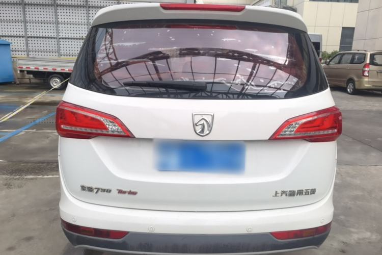 Used Baojun 730 2017 1.5T Manual Prestige Version 7 Seats Rear