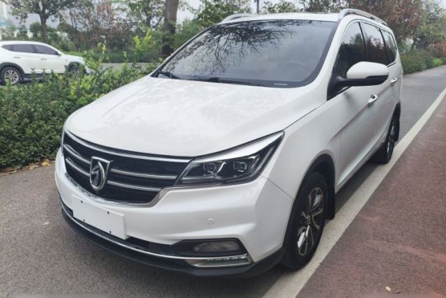 Used Baojun 730 2017 1.5T DCT Flagship Model 7 Seats China V Emission Standard