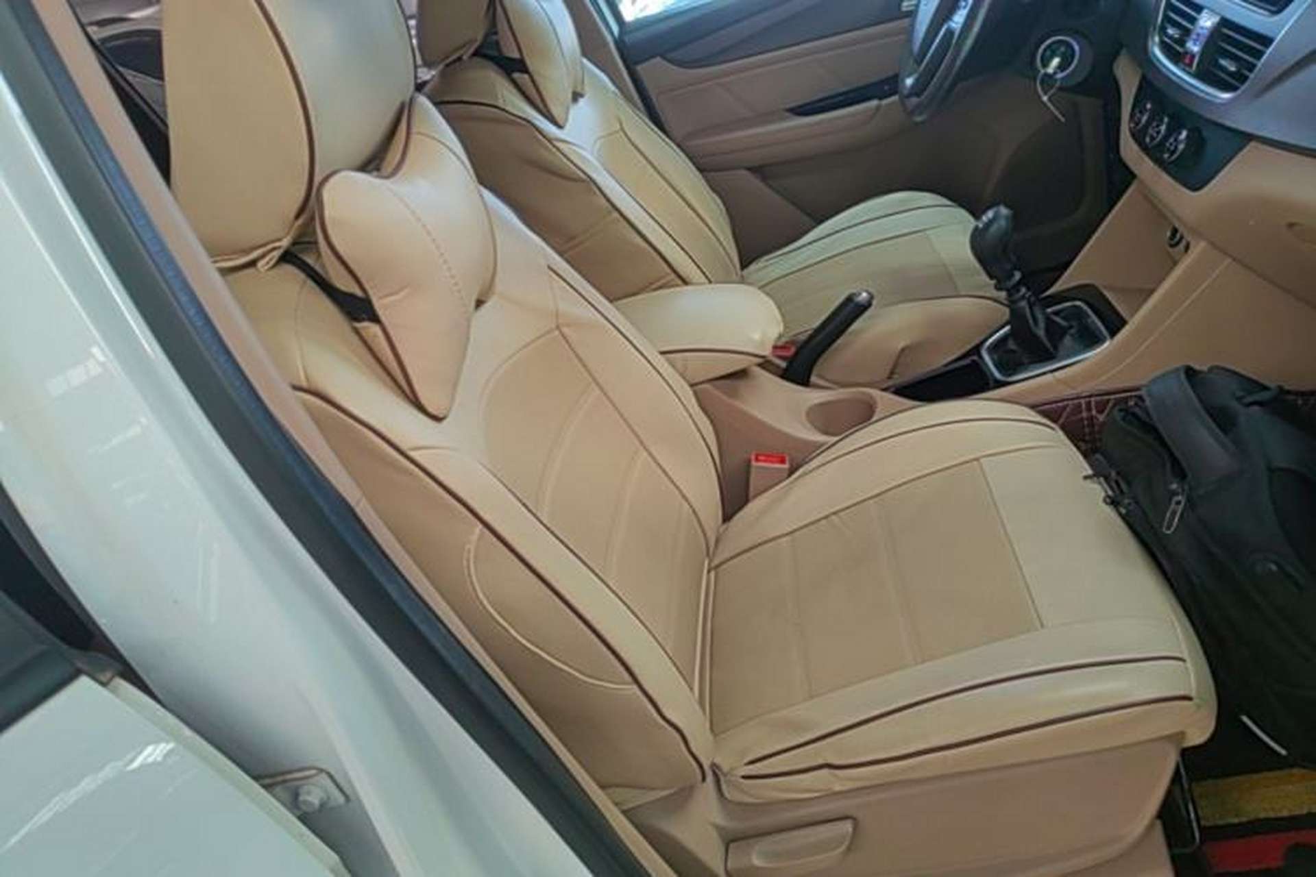 Used Baojun 730 2017 1.5T Manual Fashion Version 7 Seats China V Emission Standard Right Front Seat