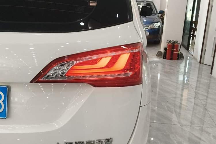 Used Baojun 730 2017 1.5T Manual Style 7 Seats China V Right Rear Taillight