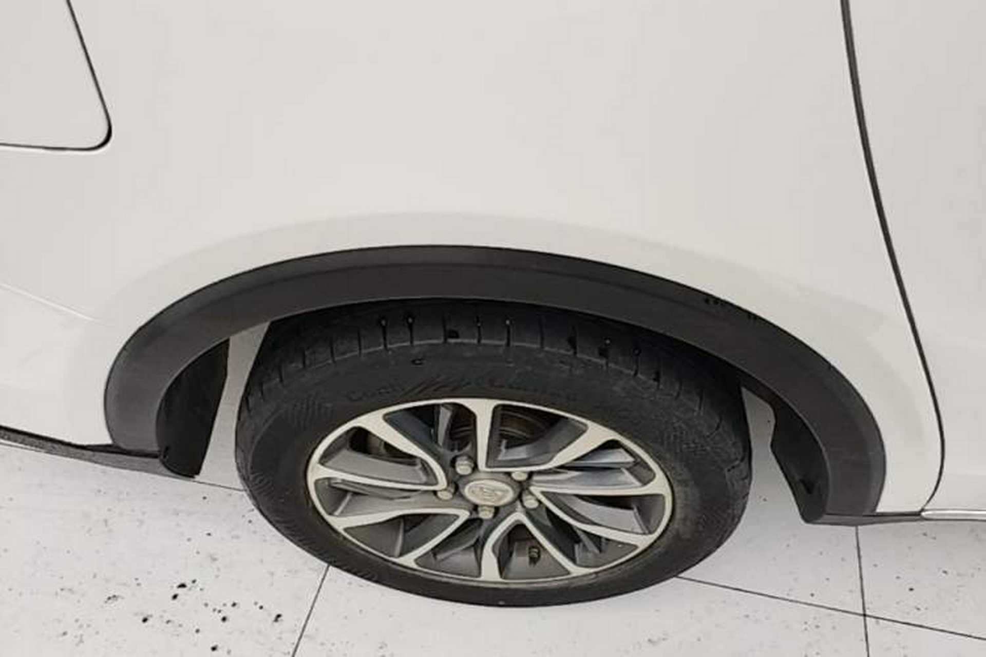 Used Baojun 730 2017 1.8L iAMT Luxury Version 7-Seater Right Rear Wheel Hub