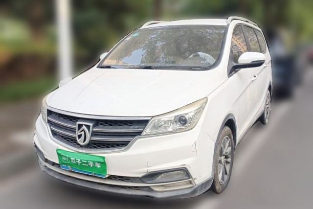 Used Baojun 730 2017 1.5T Manual Fashion Version 7 Seats China V Emission Standard