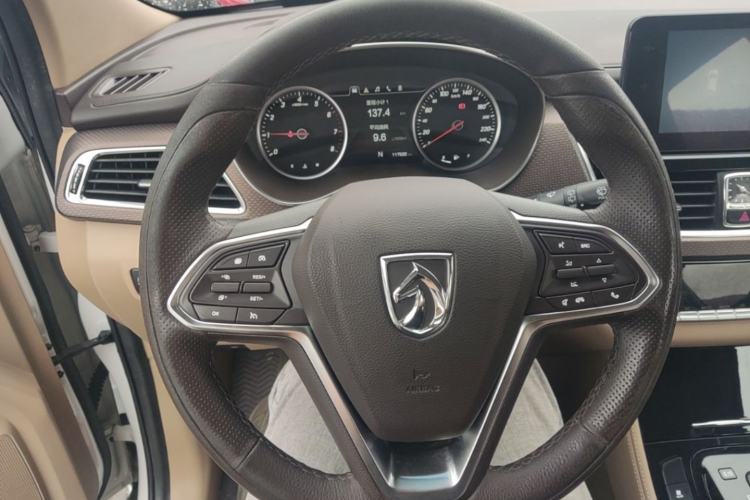 Used Baojun 730 2017 1.8L iAMT Luxury Version 7-Seater Steering Wheel