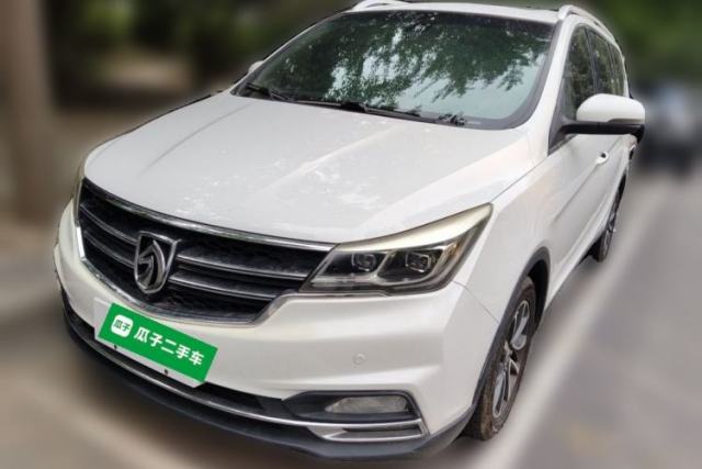 Used Baojun 730 2017 1.5T Manual Prestige Version 7 Seats