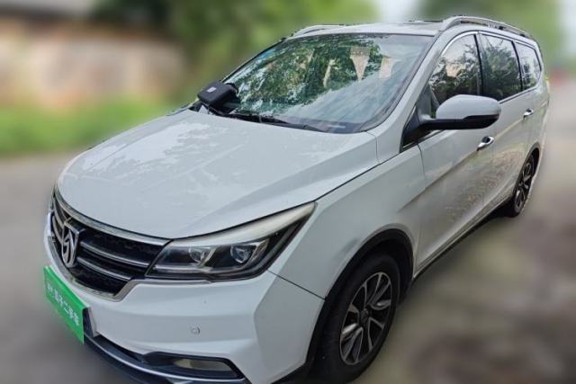 Used Baojun 730 2017 1.8L iAMT Luxury Version 7-Seater