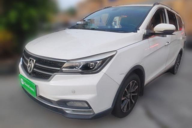 Used Baojun 730 2017 1.5T Manual Prestige Version 7 Seats