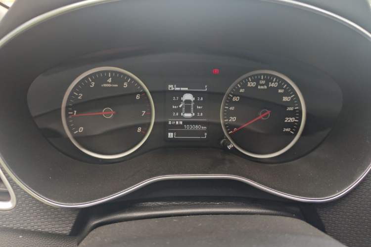 Used Baojun 730 2019 1.5T Manual Fashion Model 7-seater National V Instrument Cluster