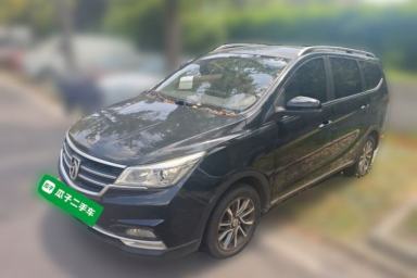 Used Baojun 730 2019 1.5T Manual Fashion Model 7-seater National V