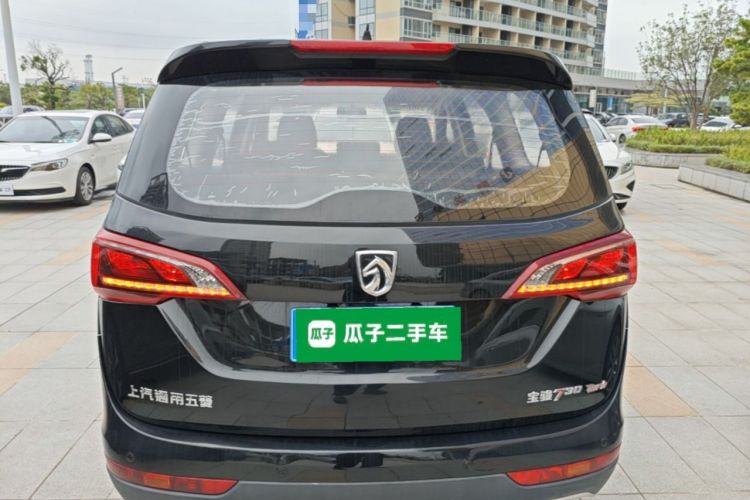 Used Baojun 730 2019 1.5T CVT Fashion Model 7 Seats China V Emission Standard Rear