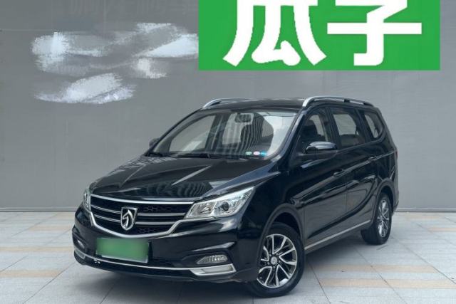 Ojetý Baojun 730 2019 1.5T CVT Fashion Model 7 Seats China V Emission Standard