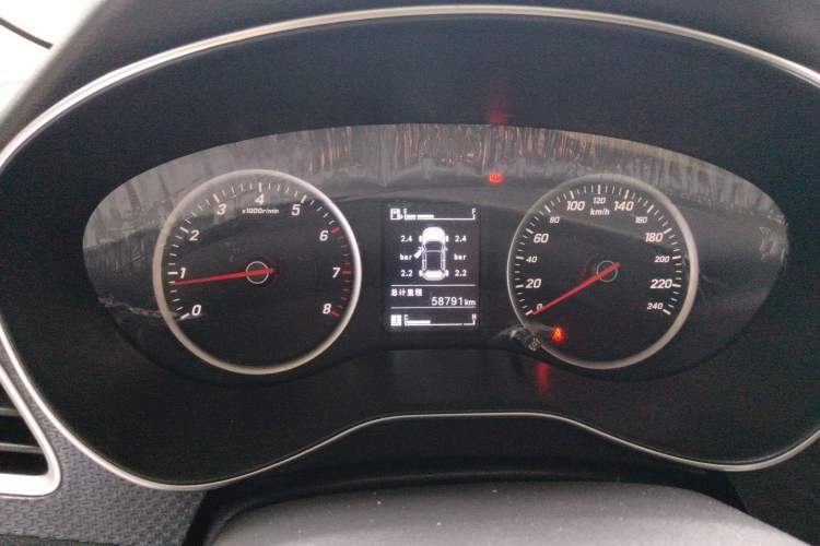 Used Baojun 730 2019 1.5L Manual Fashion Model 7-seater China VI Instrument Cluster