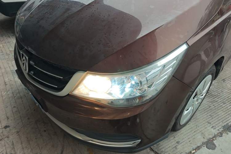 Used Baojun 730 2019 1.5L Manual Value Edition 7 Seats China VI Emission Standard Left Front Headlight