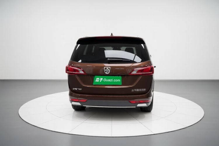 Used Baojun 730 2019 1.5L Manual Fashion Model 7-seater National V Rear