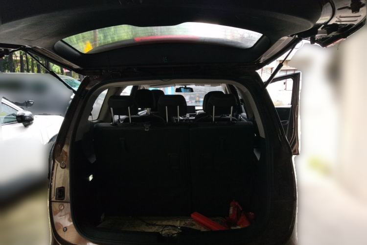 Used Baojun 730 2019 1.5L Manual Fashion Model 7-seater China VI Trunk