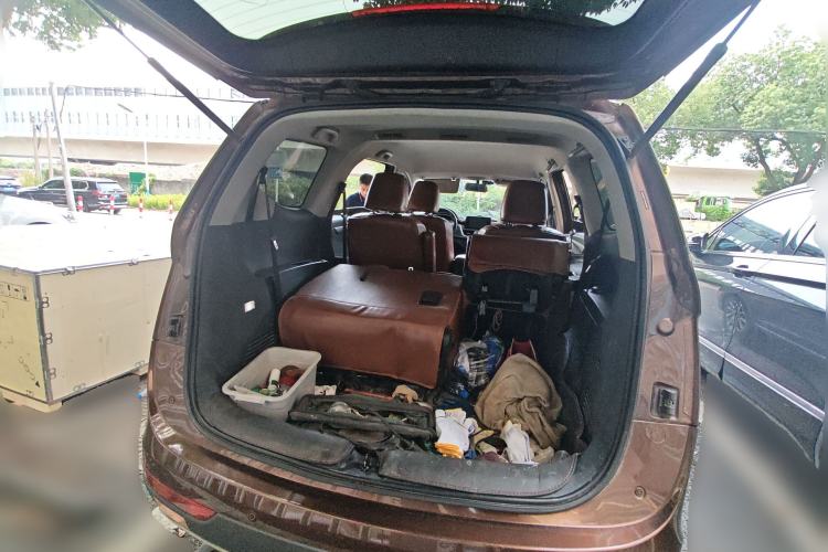 Used Baojun 730 2019 1.5L Manual Fashion Model 7-seater National V Trunk