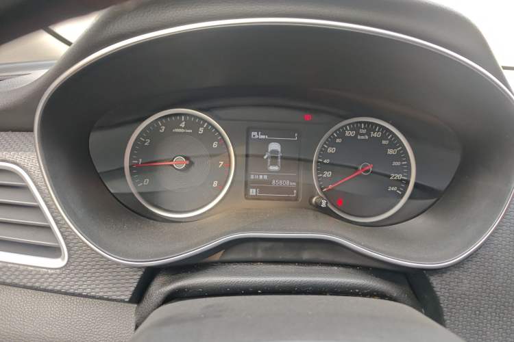 Used Baojun 730 2019 1.5T Manual Fashion Model 7-seater China VI Instrument Cluster