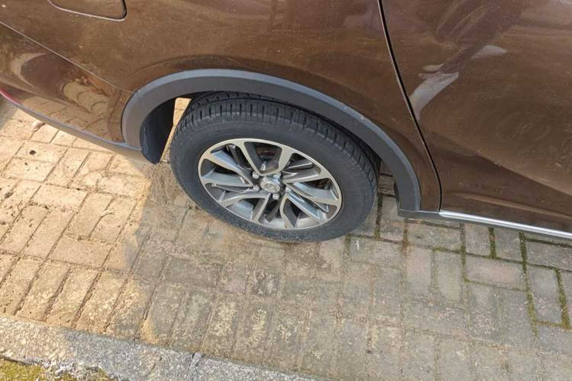 Used Baojun 730 2019 1.5T Manual Fashion Model 7-seater China VI Right Rear Wheel Hub