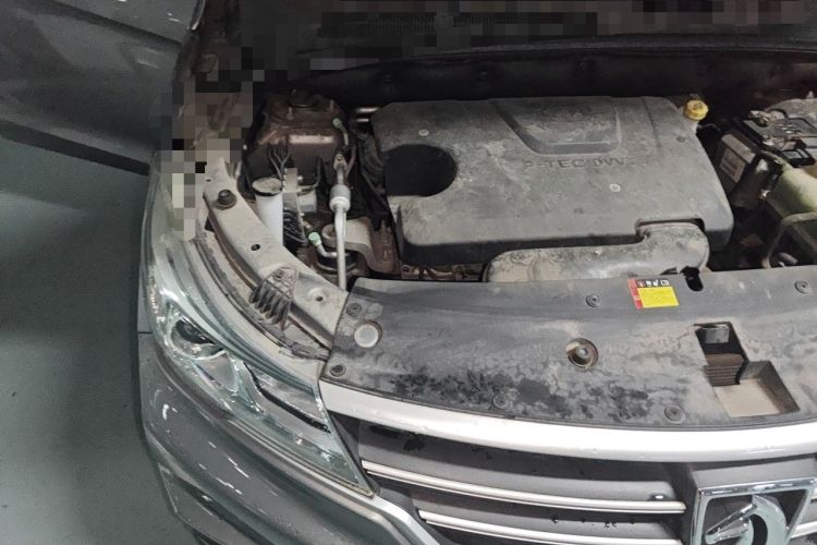 Used Baojun 730 2019 1.5L Manual Fashion Model 7-seater China VI Engine Bay Right