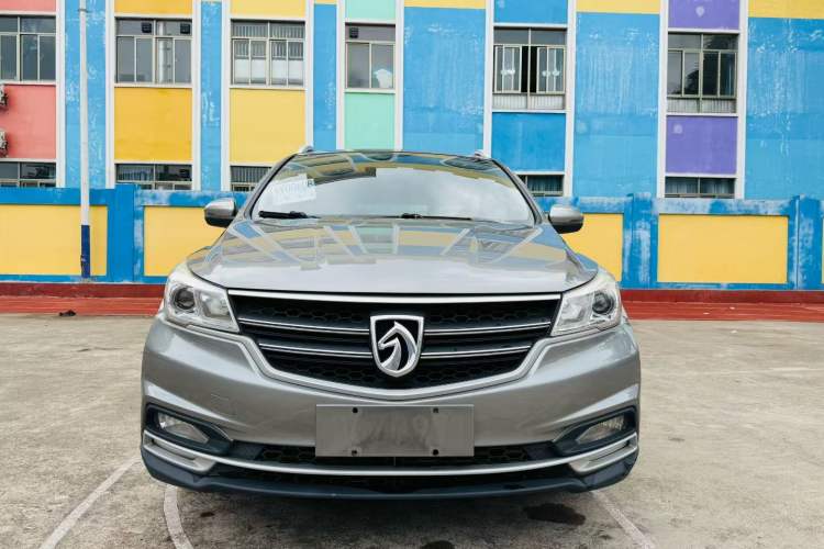 Used Baojun 730 2019 1.5T CVT Fashion Model 7 Seats China VI Emission Standard Exterior 1