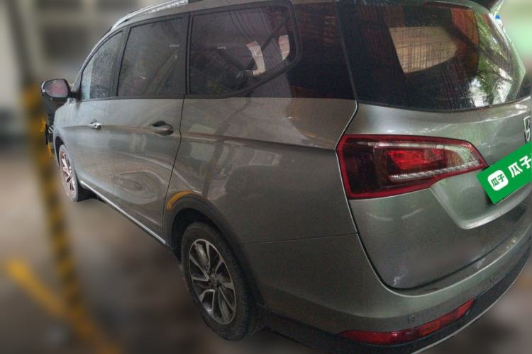 Used Baojun 730 2019 1.5T CVT Fashion Model 7 Seats China VI Emission Standard Exterior 3