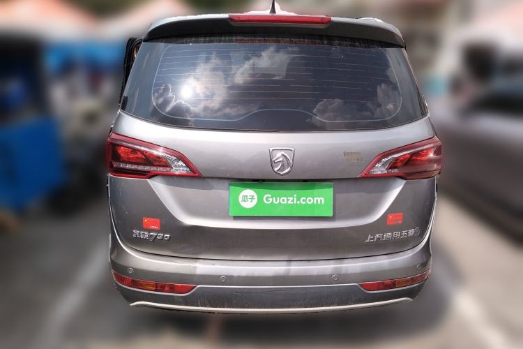 Used Baojun 730 2019 1.5L Manual Fashion Model 7-seater China VI Exterior 4