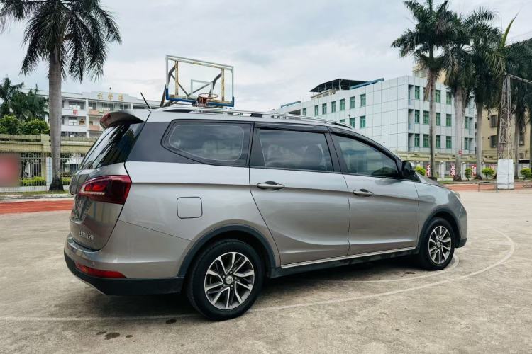 Used Baojun 730 2019 1.5T CVT Fashion Model 7 Seats China VI Emission Standard Exterior 5