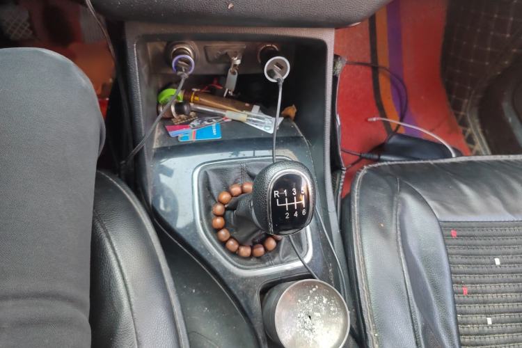 Used Baojun 730 2019 1.5T Manual Fashion Model 7-seater China VI Gear Lever
