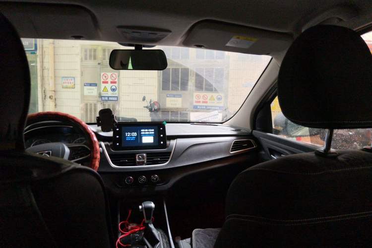 Used Baojun 730 2019 1.5T CVT Fashion Model 7 Seats China VI Emission Standard Headliner