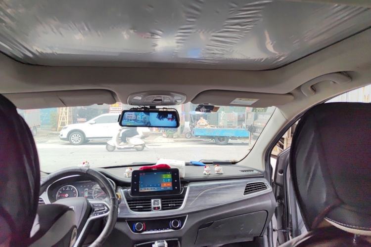 Used Baojun 730 2019 1.5T CVT Flagship Model 7 Seats China VI Emission Standard Headliner