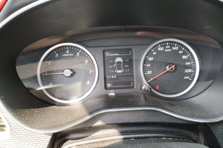 Used Baojun 730 2019 1.5L Manual Fashion Model 7-seater China VI Instrument Cluster